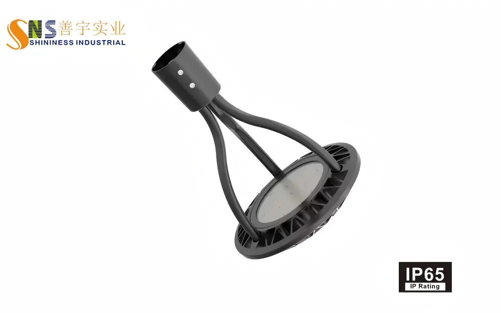 Heavy-duty die-cast aluminum housing of LED post top light